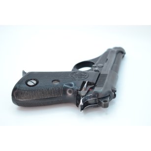 BERETTA 71, ráže - 22 LR